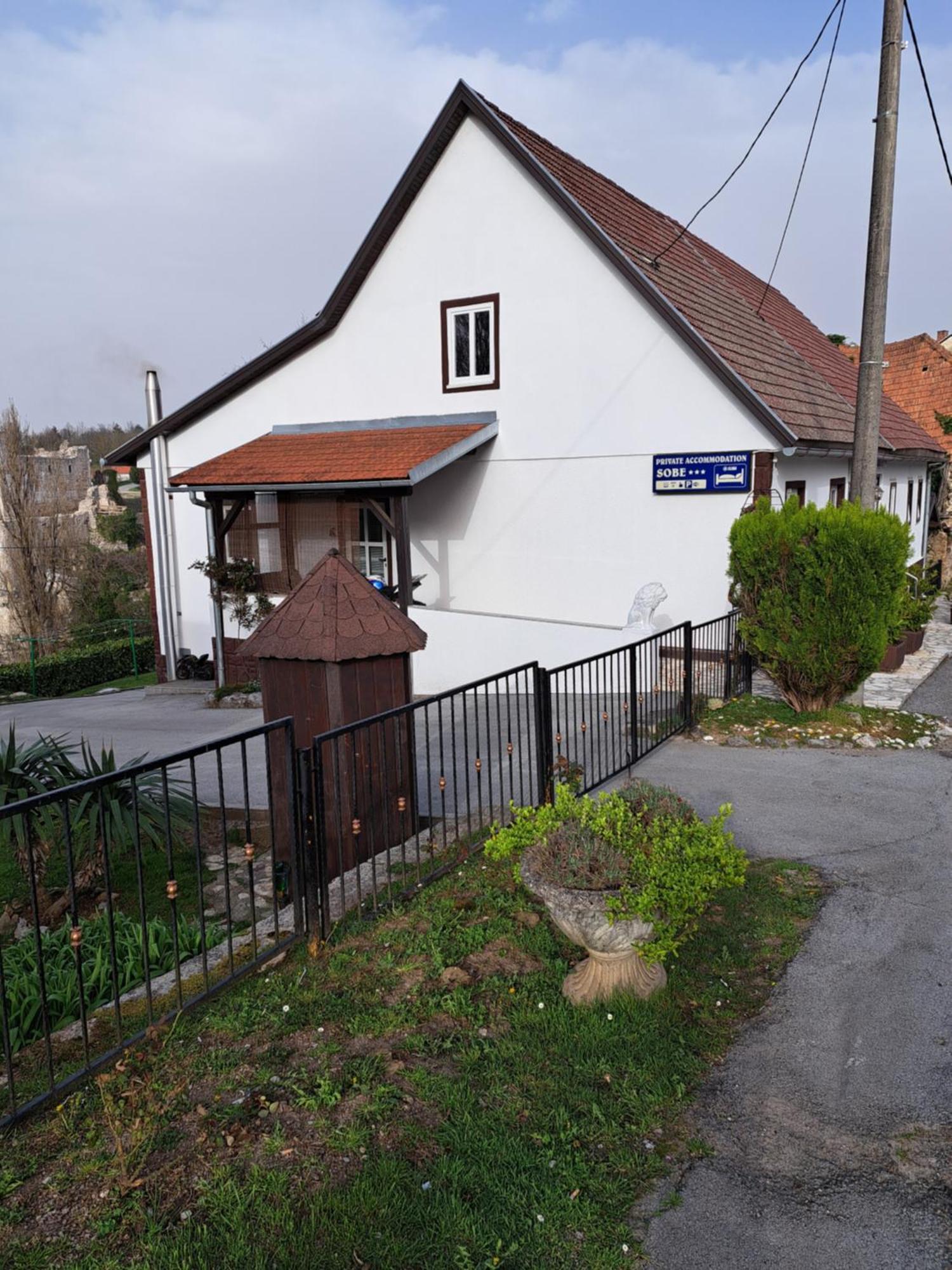 Rooms Modrusan Slunj Exterior photo